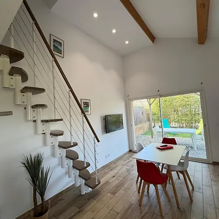 Dom wakacyjny Presqu Ile De Giens Maison T3 Avec Jardin Et Climatisee *