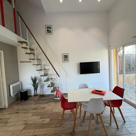 Dom wakacyjny Presqu Ile De Giens Maison T3 Avec Jardin Et Climatisee