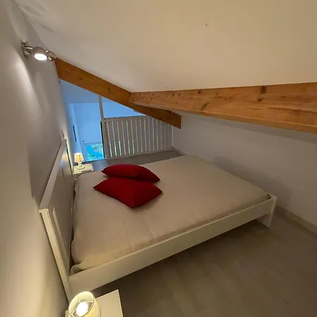 Dom wakacyjny Presqu Ile De Giens Maison T3 Avec Jardin Et Climatisee Hyères